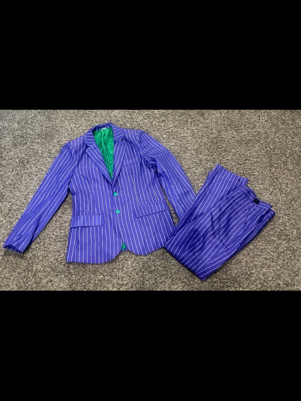 Spirit Halloween Joker costume men’s small